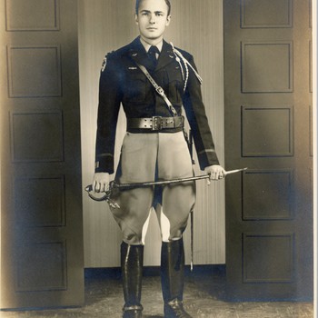 Photo of Lawrence Dausin